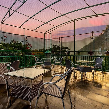 Hotel Sterling Corbett Garjia Zewnętrze zdjęcie