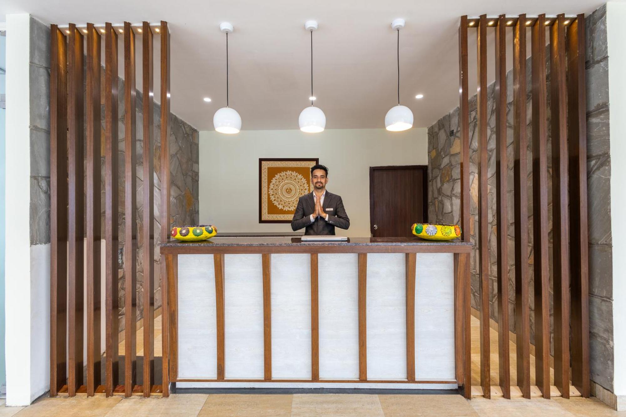 Hotel Sterling Corbett Garjia Zewnętrze zdjęcie